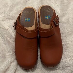 MIA Brown Leather Clogs made in Sweden